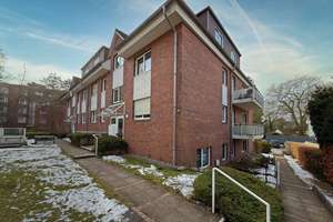 gemütliche 3 Zi. DG-Wohnung in Hamburg Rissen: 74 m² mit Südwest-Loggia & Garage in familiärer Lage – Die vollständige Adresse der Immobilie erhältst du vom Anbieter., 22559 Rissen, Hamburg – Vorschaubild 20