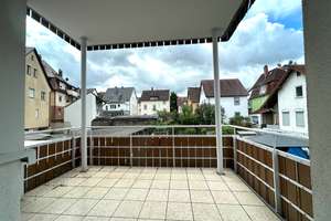 Helle 3-Zimmer-Wohnung mit großem Balkon in ruhiger Lage