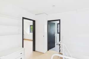 Lichtdurchflutete Dachgeschoss-Maisonettewohnung in einer ruhigen Anliegerstraße in Köln-Junkersdorf – Die vollständige Adresse der Immobilie erhältst du vom Anbieter., 50858 Junkersdorf, Köln – Vorschaubild 10