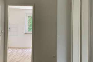 2-Zimmer-Wohnung in Gelsenkirchen Schalke – Tannenbergstraße 17, 45881 Schalke, Gelsenkirchen – Vorschaubild 2