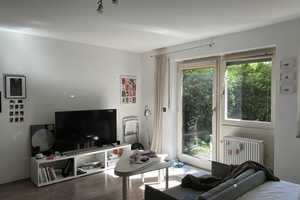 Möblierte Terrassenwohnung in der Nähe des Münchner Zentrums / Furnished terrace apartment  – München – Vorschaubild 2