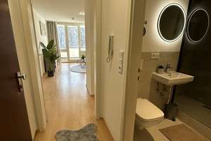 Nahe Theresienwiese: Kompakt geschnittenes Apartment in Sendling-Westpark – Die vollständige Adresse der Immobilie erhältst du vom Anbieter., 81373 Land in Sonne, München – Vorschaubild 1