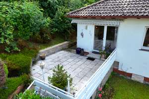 Panoramablick trifft Gemütlichkeit – Einfamilienhaus mit Einliegerwohnung, Garten & Kamin in idyllis – Die vollständige Adresse der Immobilie erhältst du vom Anbieter., 35288 Wohratal – Vorschaubild 11