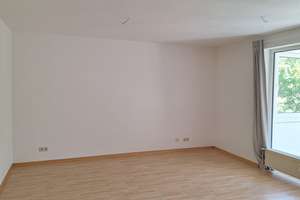 1-Zimmer Apartment mit Wintergarten, Tiefgaragenstellplatz und Aufzug in Köln-Deutz – Die vollständige Adresse der Immobilie erhältst du vom Anbieter., 50679 Deutz, Köln – Vorschaubild 3