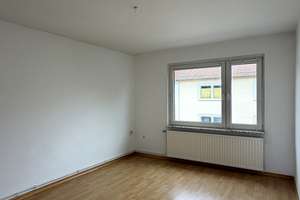 Viel Platz in guter Lage – 4-Zimmer-Wohnung mit WG-Eignung – Die vollständige Adresse der Immobilie erhältst du vom Anbieter., 30167 Nordstadt, Hannover – Vorschaubild 5