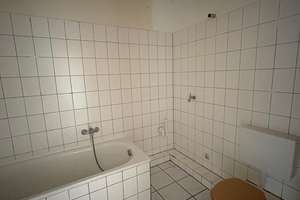 ANFRAGENSTOP: Schöne 3-Zimmer Wohnung mit Balkon- Ideal für Paare! **Ein Monat Mietfrei** – Knappenstraße 138, 46047 Bermensfeld, Oberhausen – Vorschaubild 5