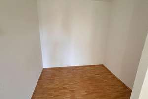 Wohnen in begehrter Lage der Dortmunder Gartenstadt-helle Wohnung mit Parkett & Fußbodenheizung – Lübkestraße 15, 44141 Westfalendamm, Dortmund – Vorschaubild 2