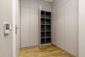 Großzügige 3-Zimmer-Wohnung mit zwei Bädern & hochwertigem Wohnbereich – Franz-Mehring-Platz 6, 10243 Friedrichshain, Berlin – Vorschaubild 15