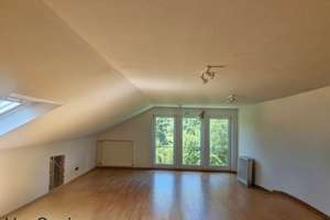Lichtdurchflutete Dachgeschosswohnung mit großzügigem Wohn-Essbereich und offener Küche – Jägerstraße 161, 46149 Alsfeld, Oberhausen – Vorschaubild 8