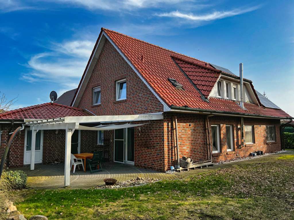 Immobilie in Sögel - Platz, Potenzial & PV-Anlage! Vermietetes Einfamilienhaus mit Einliegerwohnung! - Bild 4