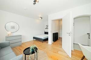 Stylisch möbliertes  1-Zimmer-Apartment mit Südbalkon – Mitteisstraße 31, 80935 Lerchenau-Ost, München – Vorschaubild 6