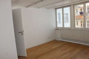 **Perfekte Aufteilung für eine WG**5-Zimmer-Wohnung im Altbaucharme** – Hohenzollernstr. 79, 75177 Nordstadt, Pforzheim – Vorschaubild 15