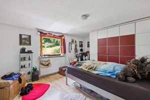Angeb. flexibl. nutzbares Wohnhaus mit ELW, Garage & großem Sonnengarten – Die vollständige Adresse der Immobilie erhältst du vom Anbieter., 57074 Siegen, Siegen – Vorschaubild 21
