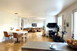 FREI + Modernisiert: ETW  in Kreuzberg + 2 Zi + Große Wohnküche teilbar + EBK + SÜD-Balkon + 4. OG – Die vollständige Adresse der Immobilie erhältst du vom Anbieter., 10997 Kreuzberg, Berlin – Vorschaubild 17