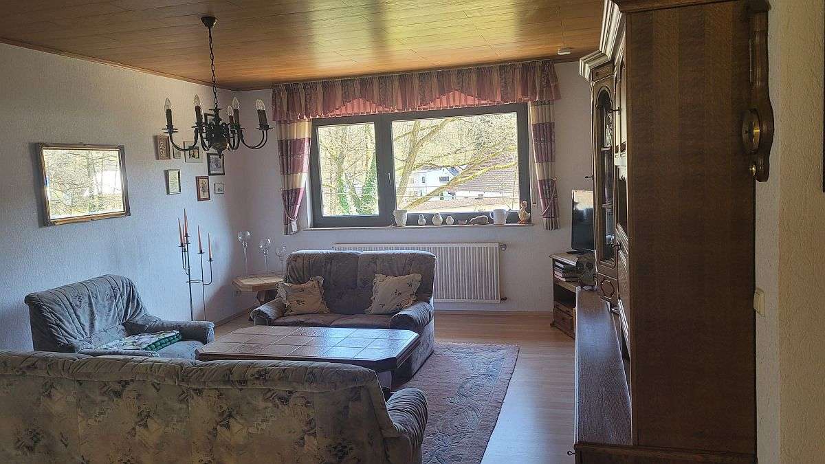 Immobilie in Staudernheim - Einfamilienhaus mit Garage am Waldrand - Bild 0