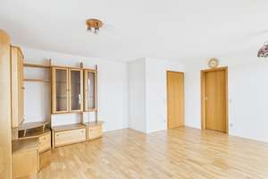 Helle Maisonette 60 m² mit Dachstudio 25 m², Balkon mit schöner Aussicht und Kfz-Stellplatz – Die vollständige Adresse der Immobilie erhältst du vom Anbieter., 70619 Heumaden, Stuttgart – Vorschaubild 5