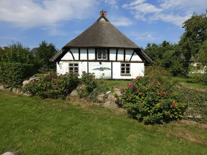 Traditionsreiches Landhaus mit Boddenblick und historischem Charme, Vorpommern Rügen Kreis – Bild 3