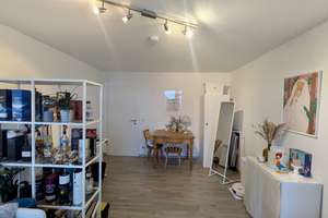 Helle 2-Zimmer-Wohnung in Erlangen-Büchenbach – Am Europakanal 14, 91056 Büchenbach Dorf, Erlangen – Vorschaubild 2