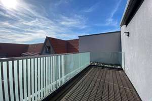 Wohnen im Herzen von Rostock | Penthouse | möbliert | www.LUTTER.net – Wokrenterstraße 4, 18055 Stadtmitte, Rostock – Vorschaubild 3