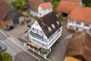 Flexibel wohnen unter einem Dach: Einfamilienhaus 
mit drei separaten Einheiten – Die vollständige Adresse der Immobilie erhältst du vom Anbieter., 71573 Allmersbach im Tal – Vorschaubild 1