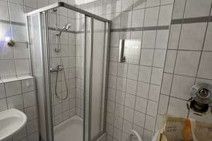 Großzügige 2-Zimmer Erdgeschosswohnung mit PKW-Stellplatz und Terrasse! – Stralsunder Straße 16, 26133 Kreyenbrück, Oldenburg (Oldenburg) – Vorschaubild 5