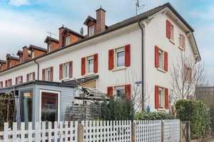Reihenendhaus (Köchlin) mit Stellplatz und gepflegtem Garten-zentrumsnah gelegen! – Lörrach (Kreis) – Vorschaubild 1