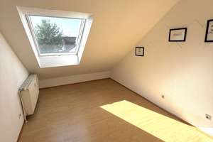 Klimatisierte 4-Zimmer-Dachgeschosswohnung mit Garten – Die vollständige Adresse der Immobilie erhältst du vom Anbieter., 68219 Rheinau, Mannheim – Vorschaubild 6