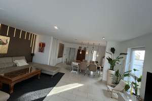 Premium Family Home with Garden, Terrace & Garage – 192 sqm Living Space in Quiet Green Location – Auerbacher Straße 10, 65428 Rüsselsheim am Main – Vorschaubild 5