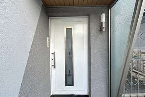 Stadtnahe Wohnung mit drei Zimmern sowie Balkon und Einbauküche in Heidenheim – Die vollständige Adresse der Immobilie erhältst du vom Anbieter., 89518 Heidenheim an der Brenz – Vorschaubild 1