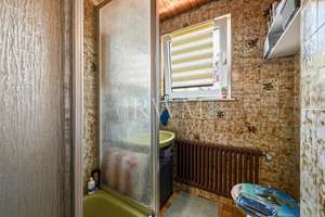 Charmantes Zweifamilienhaus in Weilimdorf mit Garten, Terrasse und zwei Garagen – Die vollständige Adresse der Immobilie erhältst du vom Anbieter., 70499 Weilimdorf (Ortsteil), Stuttgart – Vorschaubild 17