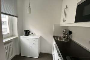 Helle, möblierte 1-Zimmer-Wohnung mit Balkon in München-Giesing von privat – Wirtstr. 15, 81539 Obergiesing, München – Vorschaubild 3