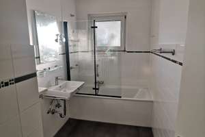 Uninahe 3-Zimmer Wohnung mit 2 Loggias und Tiefgaragenstellplatz – Jägerhofstraße 108A, 42119 Elberfeld, Wuppertal – Vorschaubild 5