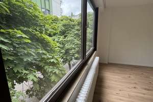 Modernisierte 2-Zimmer-Wohnung mit privater Terrasse in Rathausnähe (W-Elberfeld) – Wilhelmstr. 5, 42105 Elberfeld, Wuppertal – Vorschaubild 3