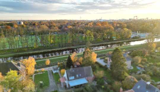 Bild von Toplage in Emden-Wolthusen – Charmantes Einfamilienhaus in Nähe zum Ems-Jade-Kanal & Wallanlagen!