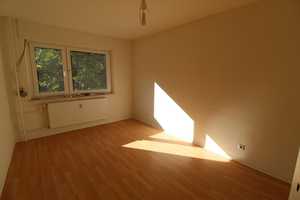 Genial zentrale 2-Zimmer – Reinhold-Frank-Straße 65a, 76133 Karlsruhe – Vorschaubild 1