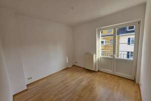 Lichtdurchflutete 3 Zimmer Wohnung im Herzen  von Bonn Kessenich mit Einbauküche! – Im Sonnenpütz 14, 53129 Dottendorf, Bonn – Vorschaubild 9