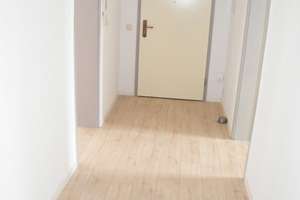 Großzügige 3 Raum-Wohnung mit Balkon, 2 Bäder, SP anmietbar!!! – Limbacher Str. 7, 9112 Schloßchemnitz, Chemnitz – Vorschaubild 4