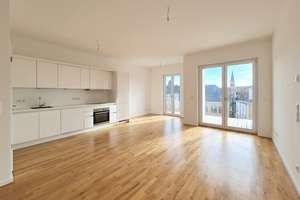 Familienfreundliche Etagenwohnung zur Miete mit Balkon in Leipzig Connewitz - Wentzel Dr. – Kochstraße 122, 4277 Connewitz, Leipzig – Vorschaubild 1