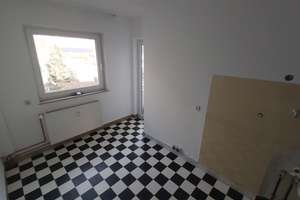 Traum-Wohnen mit 2 Balkons,hell,renoviert,Bad & Böden neu,perfekte Lage,schöne Ausblicke,EBK,top! – Senefelder Strasse 88, 70176 Rosenberg, Stuttgart – Vorschaubild 18