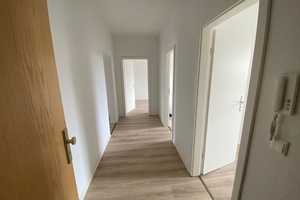 Renovierte helle 3-Raum-Wohnung mit Balkon in Leipzig – Wittenberger Str. 26, 4129 Leipzig – Vorschaubild 2