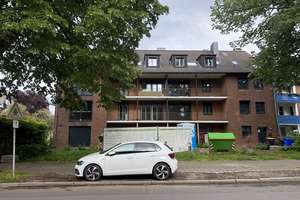 Urban und doch zentral:
Gut aufgeteilte 2 Zimmer mit Balkon in beliebter Lage von Krefeld Uerdingen