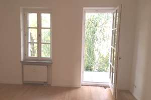 Schön sanierter Altbau, 3,5 R. mit Balkon + EBK