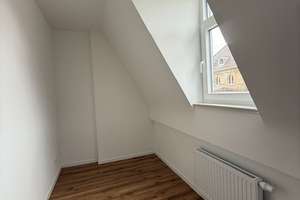 Stilvolle 2,5-Zimmer-Dachgeschosswohnung im Altbaucharme – Erstbezug, mit Balkon, frei – Reinsburgstr. 93, 70176 Rotebühl, Stuttgart – Vorschaubild 8