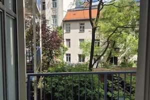 Helle, großzügig geschnittene Wohnung in denkmalgeschütztem Haus in München – Die vollständige Adresse der Immobilie erhältst du vom Anbieter., 81541 Obere Au, München – Vorschaubild 15