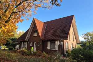 Herrliches Anwesen mit Pferdestall, Reitplatz und Wiesen in ruhiger Lage – Oldenburg (Kreis) – Vorschaubild 1