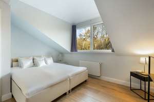 Architektur & Natur im perfekten Einklang – Ein Ort zum Wohlfühlen für die ganze Familie – Die vollständige Adresse der Immobilie erhältst du vom Anbieter., 22587 Rissen, Hamburg – Vorschaubild 12