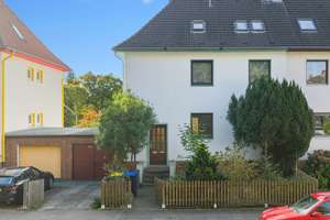 🏡 Charme trifft Perspektive – Großzügiges Haus mit Baugrundstück in Hannover-Badenstedt