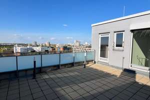 Penthouse Wohnung mit 120m² Dachterrasse ,3,5 Zimmer//Sofort verfügbar//provisionsfrei – Gärtnerstraße 62, 80992 Alt-Moosach, München – Vorschaubild 13