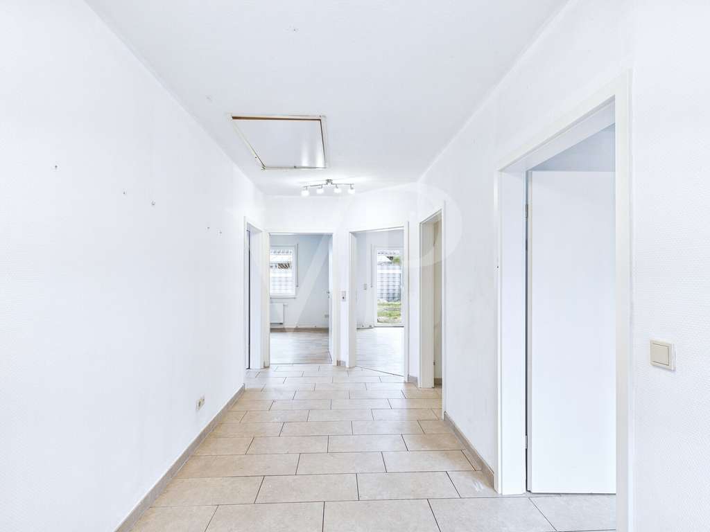 Immobilie in Ihlow - Doppelhaushälfte in Ochtelbur - mit Ausbaupotenzial! - Bild 3