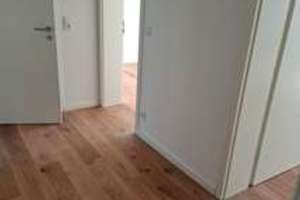 "SONNIGE OASE IN BAYENTHAL" Tolle 3 - Zimmerwohnung! Modernisiert! – Die vollständige Adresse der Immobilie erhältst du vom Anbieter., 50968 Bayenthal, Köln – Vorschaubild 2